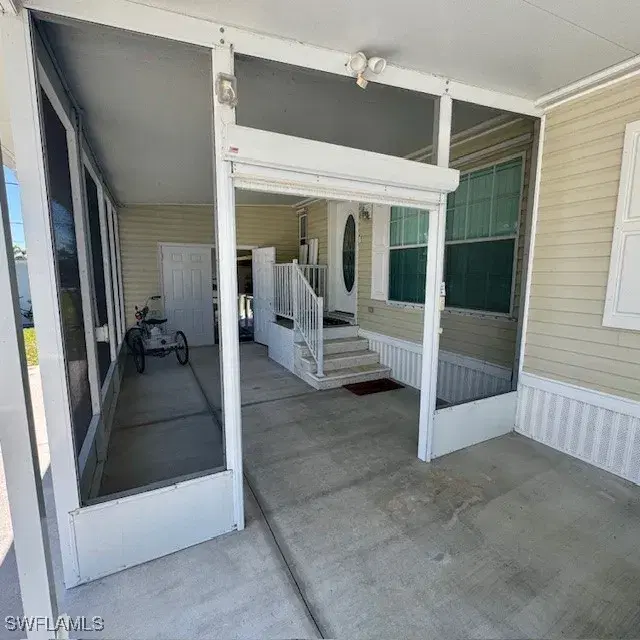 Picture of 24 Oregon Trl 82, Naples FL 34113