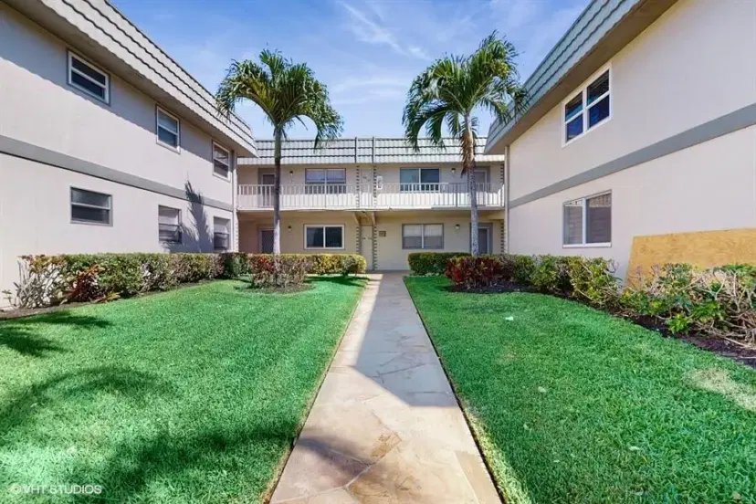 Picture of 724 Monaco P, Delray Beach FL 33446