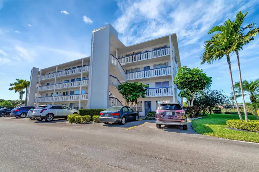 Picture of 212 Greenbrier A, West Palm Beach FL 33417