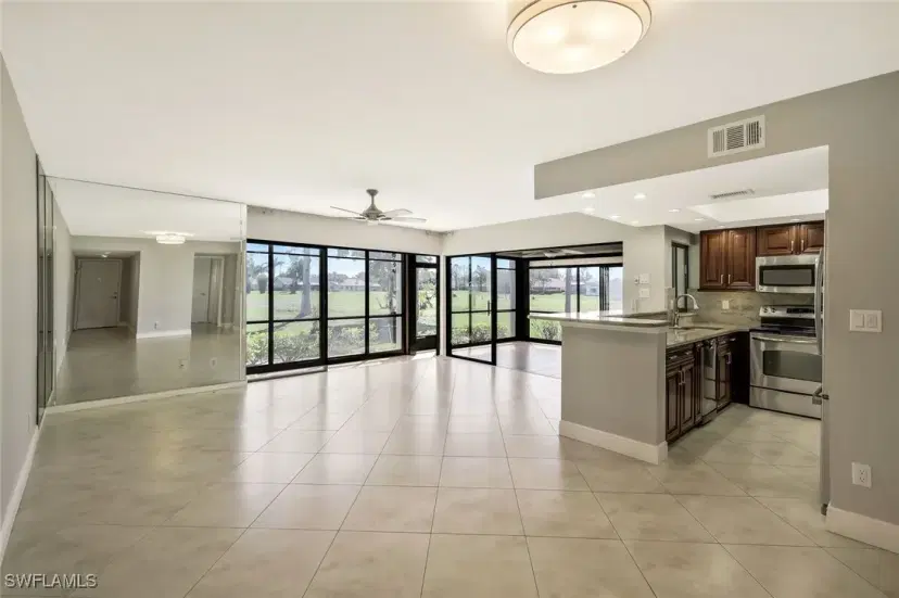 Picture of 14770 Eagle Ridge Dr 114, Fort Myers FL 33912