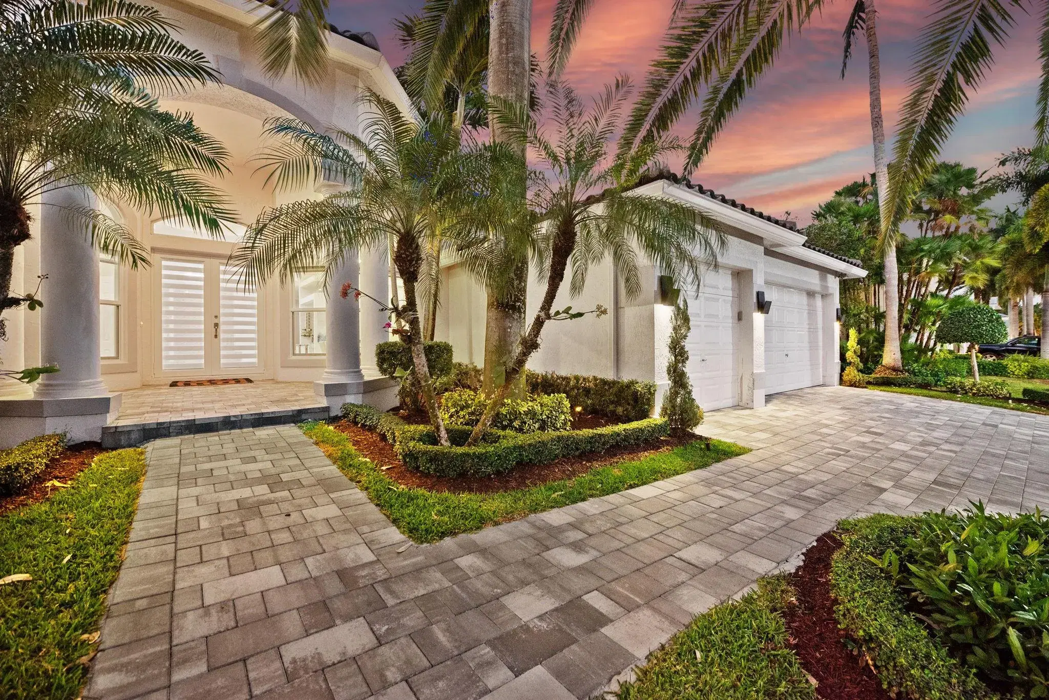 Picture of 2525 Montclaire Cir, Weston, FL 33327