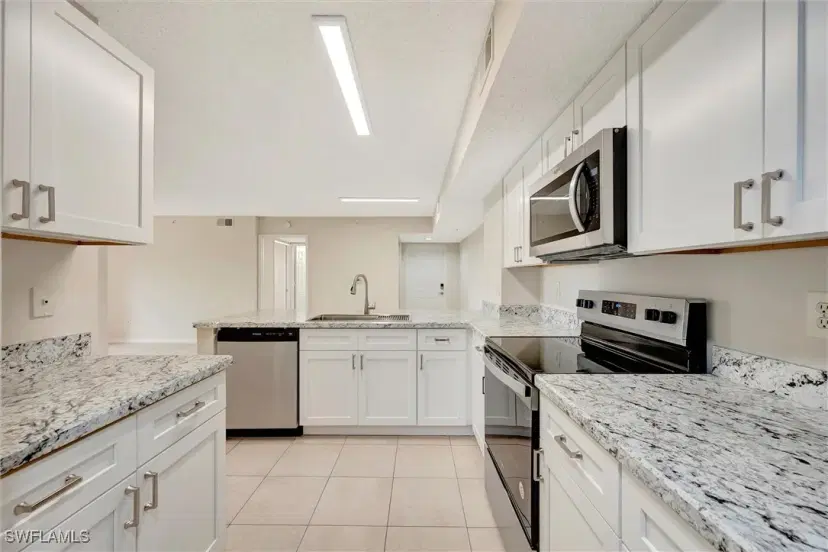 Picture of 1840 Florida Club Cir 5104, Naples FL 34112