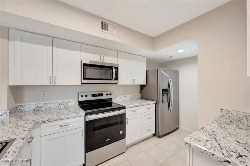Picture of 1840 Florida Club Cir 5104, Naples FL 34112