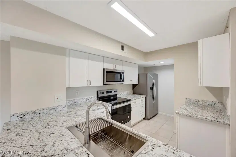 Picture of 1840 Florida Club Cir 5104, Naples FL 34112