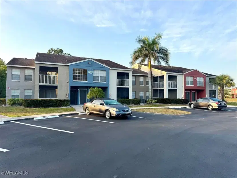 Picture of 177 Santa Clara Dr 177-5, Naples FL 34104