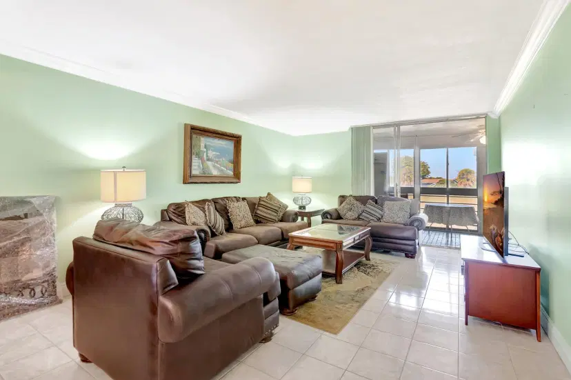 Picture of 23305 Barwood Lane N 209, Boca Raton FL 33428