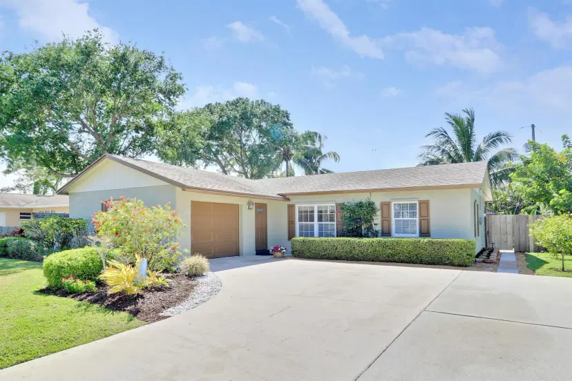 Picture of 14341 Palmwood Road, Palm Beach Gardens FL 33410