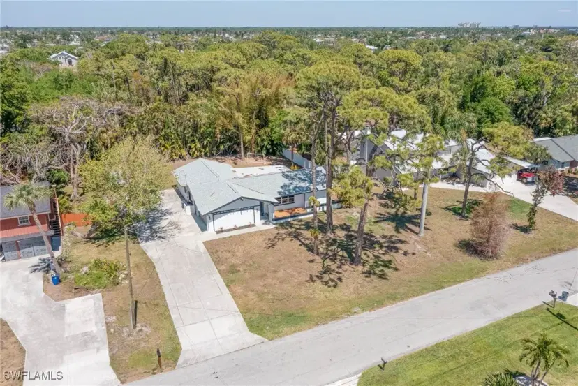 Picture of 1846 Seafan Cir, North Fort Myers FL 33903
