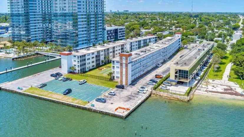 Picture of 4500 N Flagler Drive E D5, West Palm Beach FL 33407