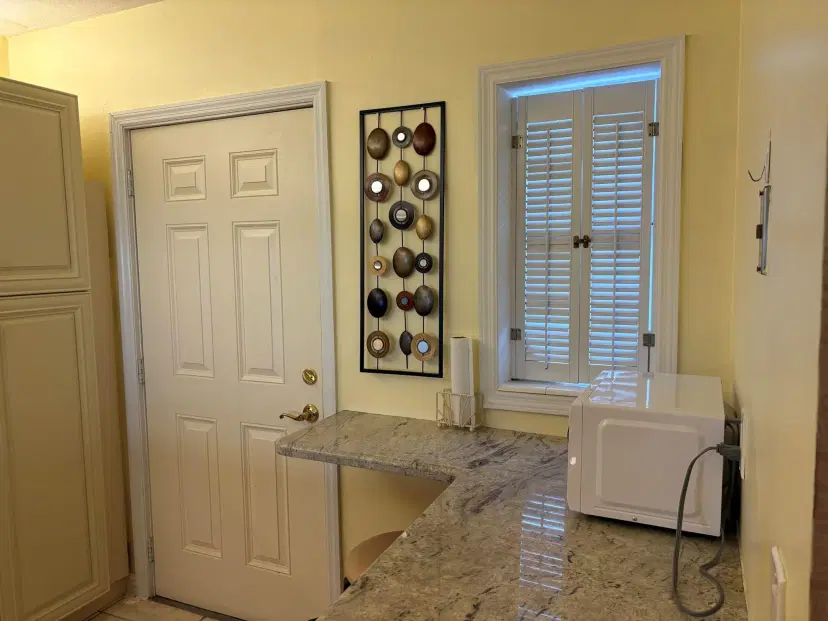 Picture of 4500 N Flagler Drive E D5, West Palm Beach FL 33407