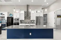 Picture of 1815 SW 40Th Ter, Cape Coral, FL 33914