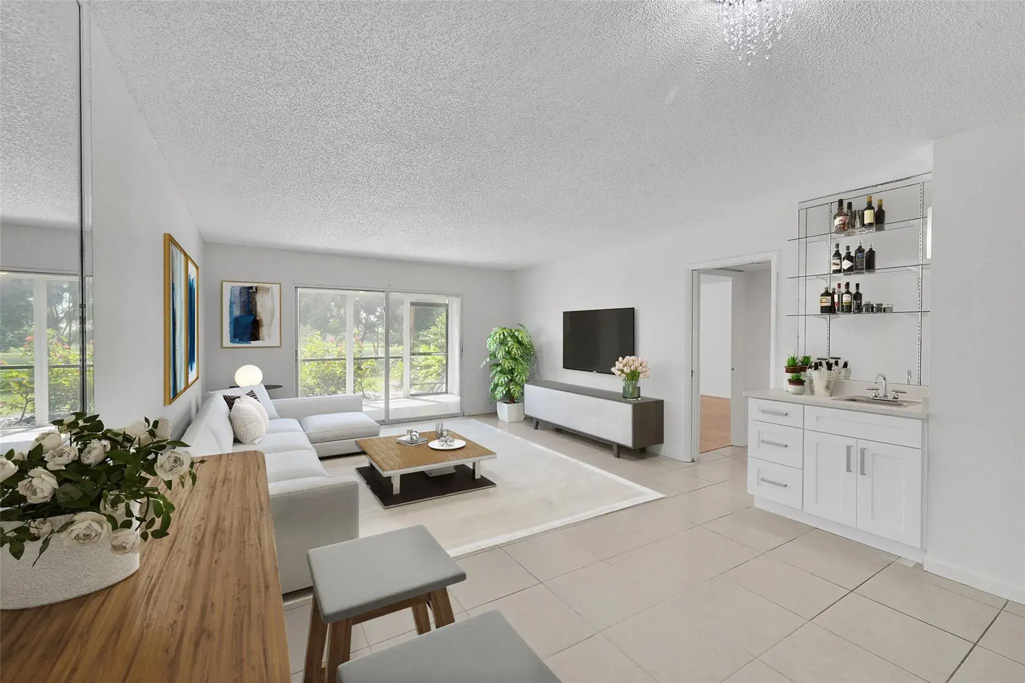 Picture of 2202 S Cypress Bend Dr 104, Pompano Beach, FL 33069
