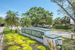 Picture of 2202 S Cypress Bend Dr 104, Pompano Beach, FL 33069