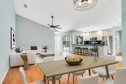Picture of 8002 Chapman Oak Court, Palm Beach Gardens, FL 33410