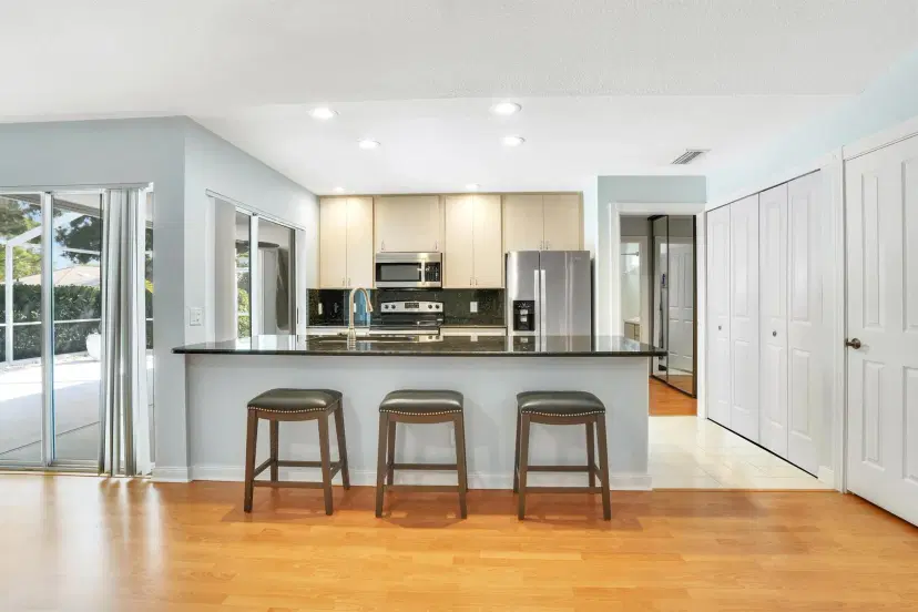 Picture of 8002 Chapman Oak Court, Palm Beach Gardens FL 33410