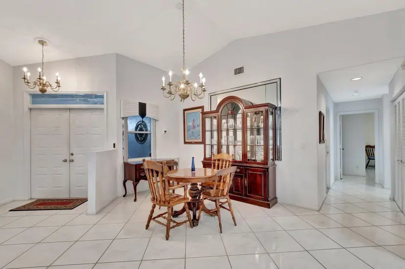 Picture of 9858 Harbour Lake Circle, Boynton Beach FL 33437