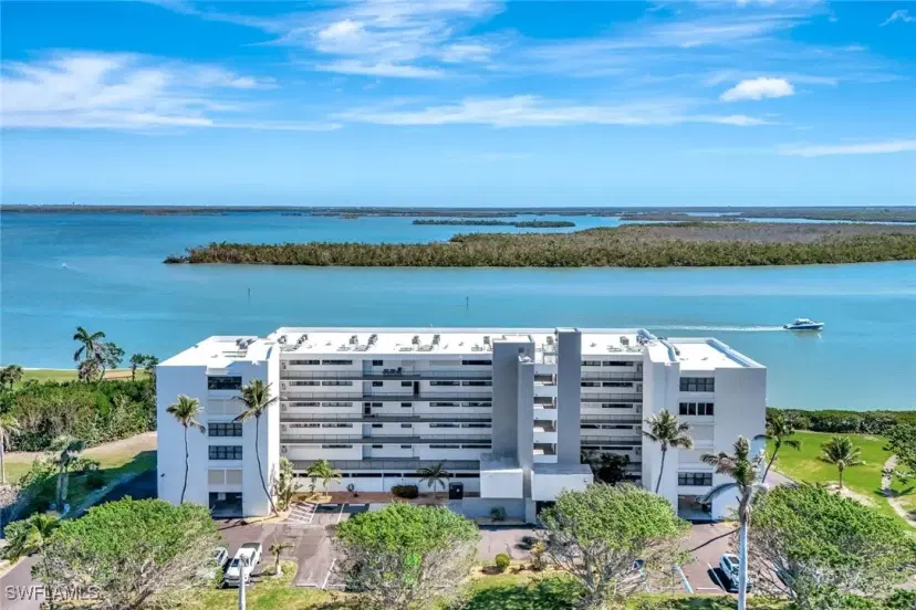 Picture of 4223 Bay Beach Ln 4H, Fort Myers Beach FL 33931
