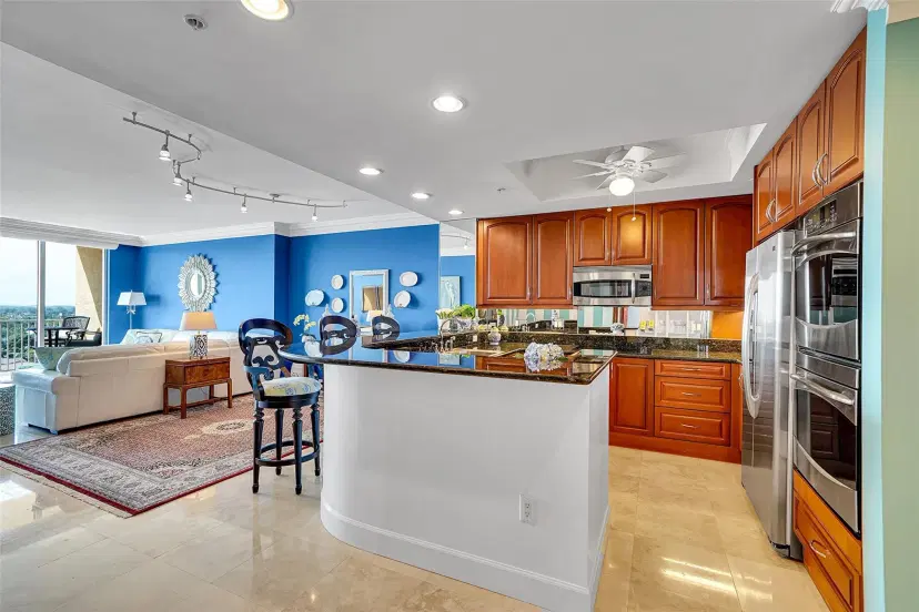 Picture of 821 N Riverside Dr Ph2, Pompano Beach FL 33062