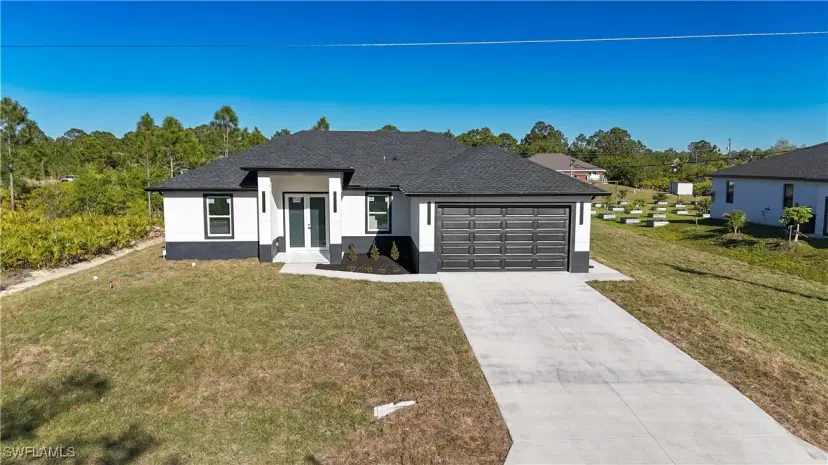 Picture of 1320 Dixie Ave, Lehigh Acres FL 33972