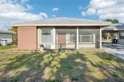 Picture of 4 Parkwood Villas Ct, Lehigh Acres, FL 33936
