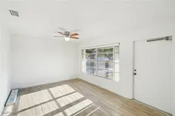 Picture of 4 Parkwood Villas Ct, Lehigh Acres, FL 33936