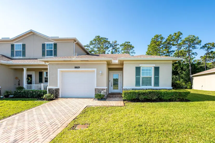 Picture of 989 NE Trailside Run, Port St Lucie FL 34983