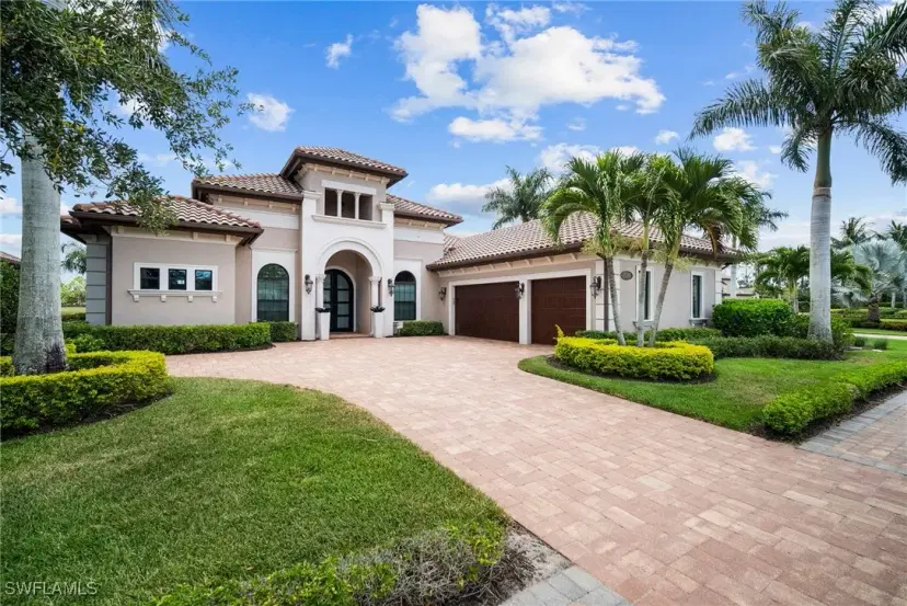 Picture of 6597 Costa Cir, Naples FL 34113