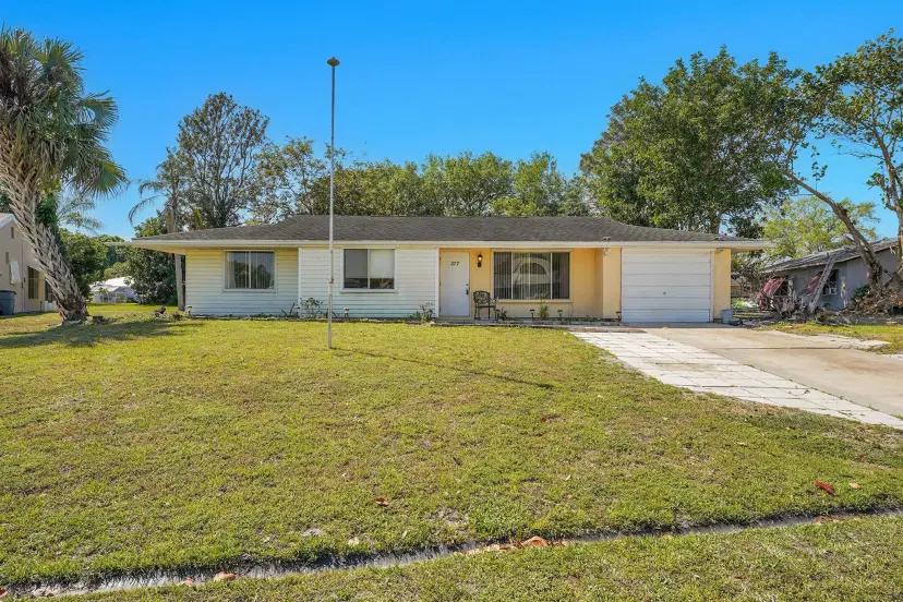 Picture of 277 SW Kimball Circle, Port St Lucie FL 34953