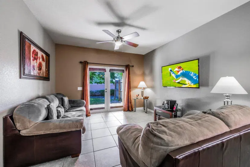 Picture of 887 Fieldstone Way, West Palm Beach FL 33413