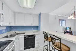 Picture of 180 Seaview Ct 1002, Marco Island, FL 34145