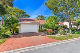 Picture of 19 Glens Drive W, Boynton Beach, FL 33436