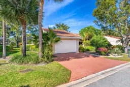 Picture of 19 Glens Drive W, Boynton Beach, FL 33436