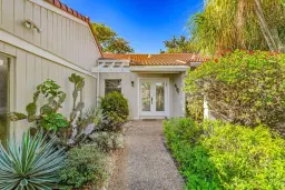 Picture of 19 Glens Drive W, Boynton Beach, FL 33436