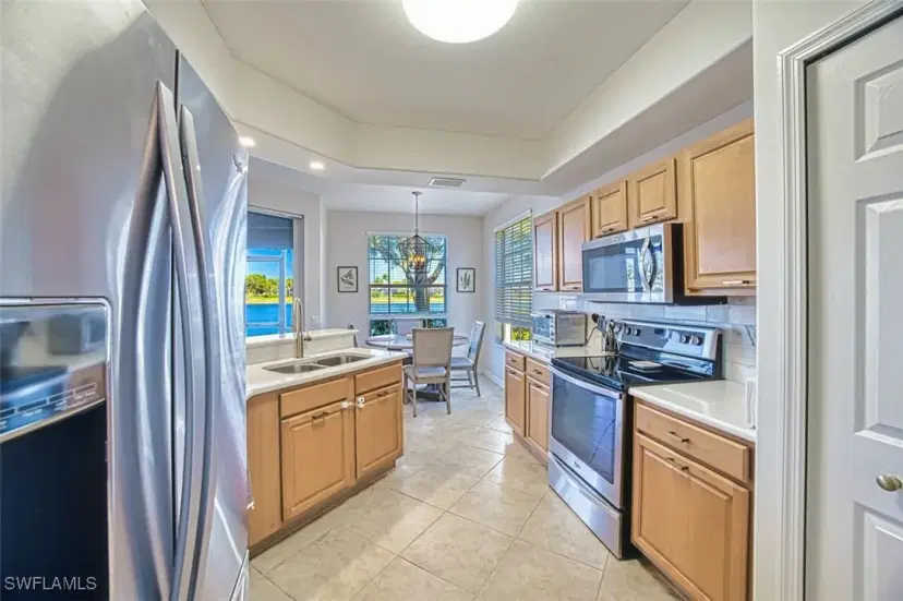 Picture of 10020 Sky View Way 902, Fort Myers FL 33913