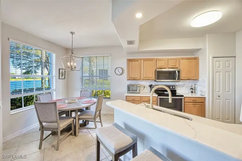 Picture of 10020 Sky View Way 902, Fort Myers FL 33913