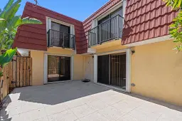 Picture of 9940 NW 6Th Place, Plantation, FL 33324
