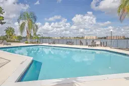 Picture of 114 Lake Emerald Dr 107, Oakland Park, FL 33309