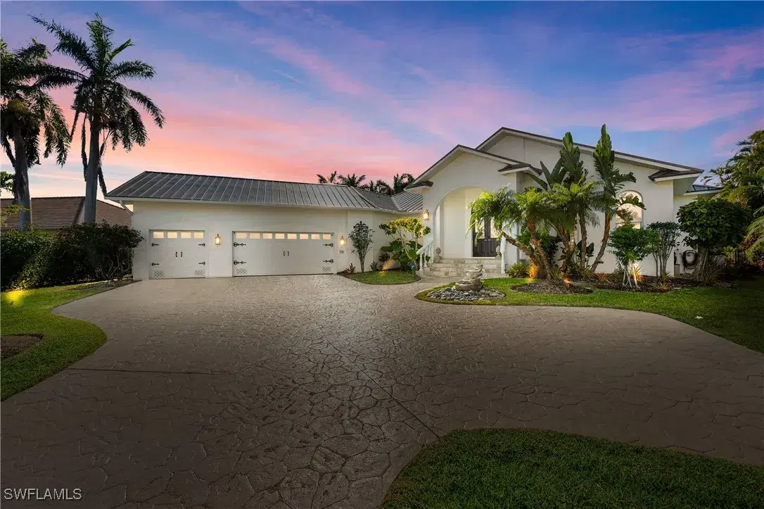 Picture of 930 E Inlet Dr, Marco Island, FL 34145
