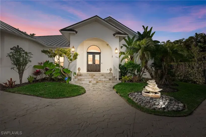 Picture of 930 E Inlet Dr, Marco Island FL 34145