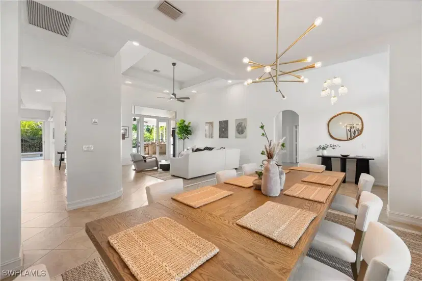 Picture of 930 E Inlet Dr, Marco Island FL 34145