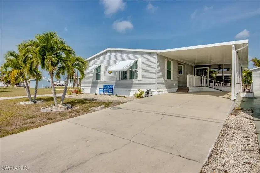 Picture of 4918 Sandpiper Dr, St. James City FL 33956