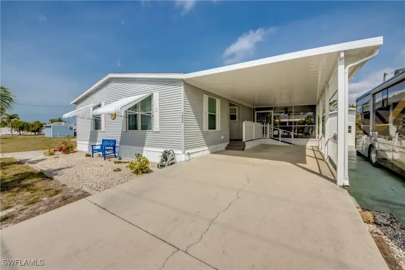 Picture of 4918 Sandpiper Dr, St. James City FL 33956