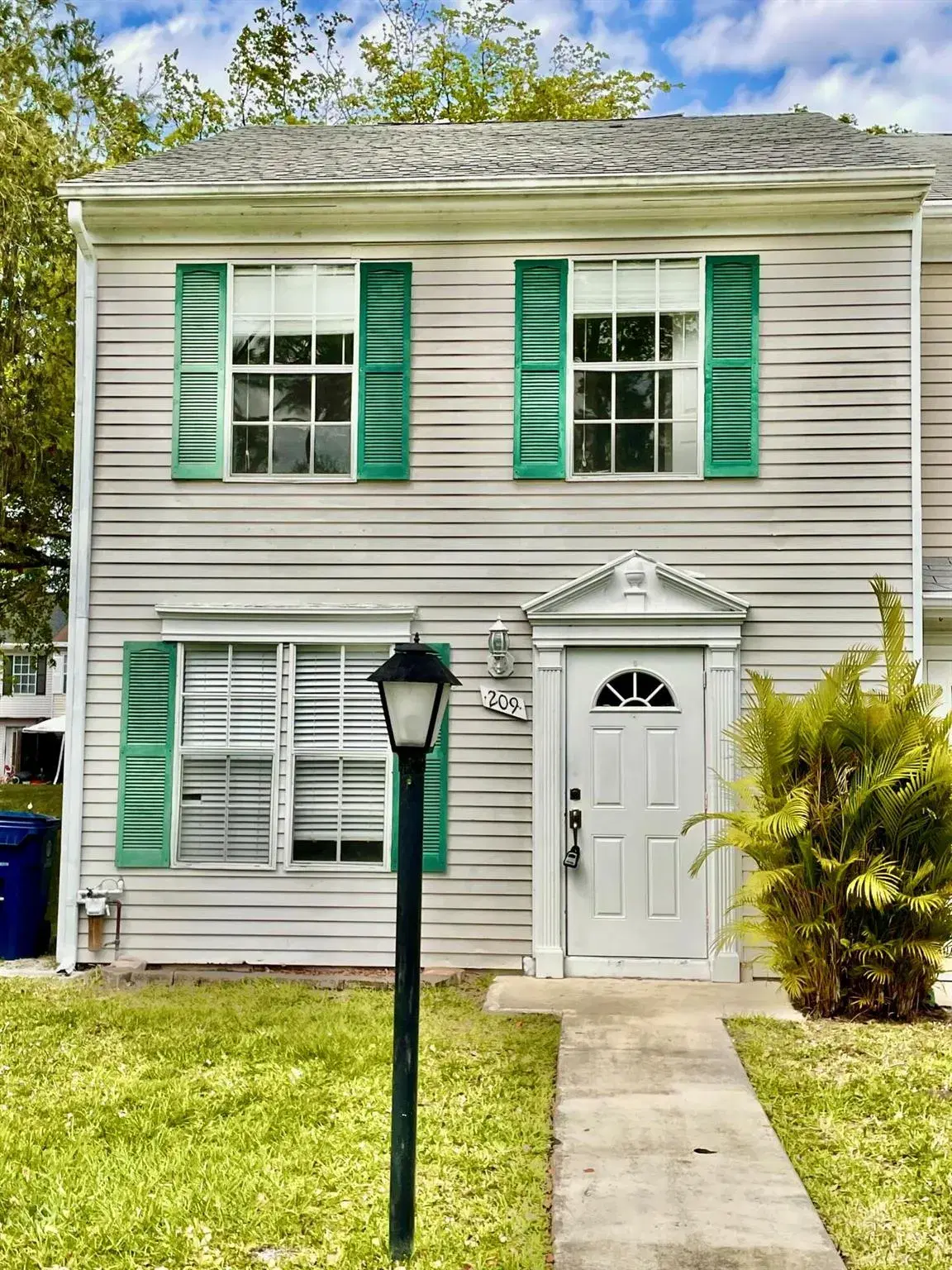 Picture of 209 Georgian Park Drive, Jupiter, FL 33458
