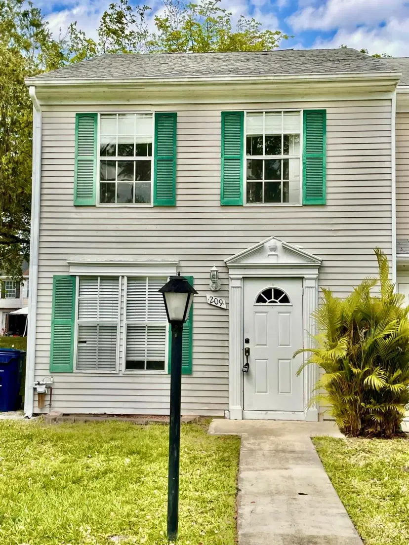 Picture of 209 Georgian Park Drive, Jupiter FL 33458