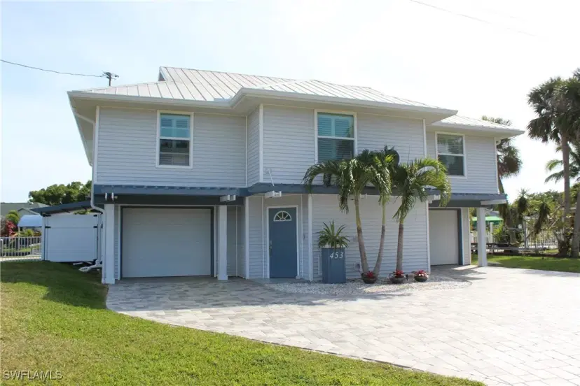 Picture of 453 Seaworthy Rd, North Fort Myers FL 33903