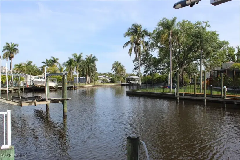 Picture of 453 Seaworthy Rd, North Fort Myers FL 33903