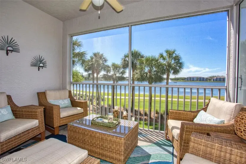 Picture of 8086 Queen Palm Ln 324, Fort Myers FL 33966