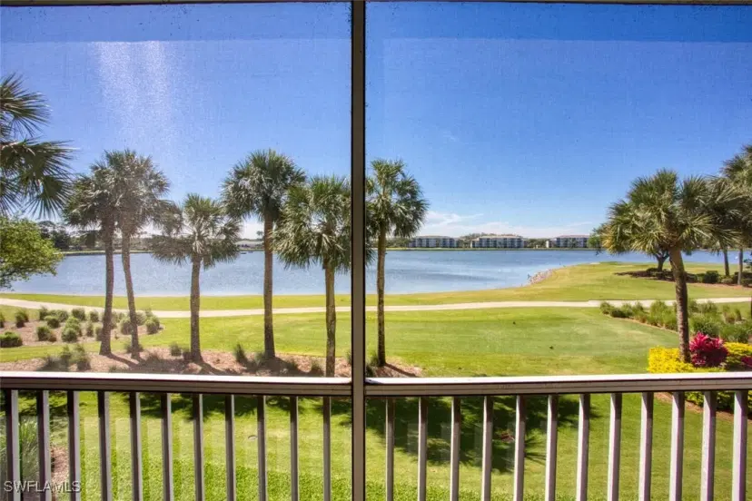 Picture of 8086 Queen Palm Ln 324, Fort Myers FL 33966