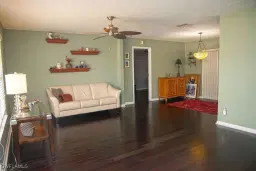 Picture of 4237 Country Club Blvd, Cape Coral, FL 33904