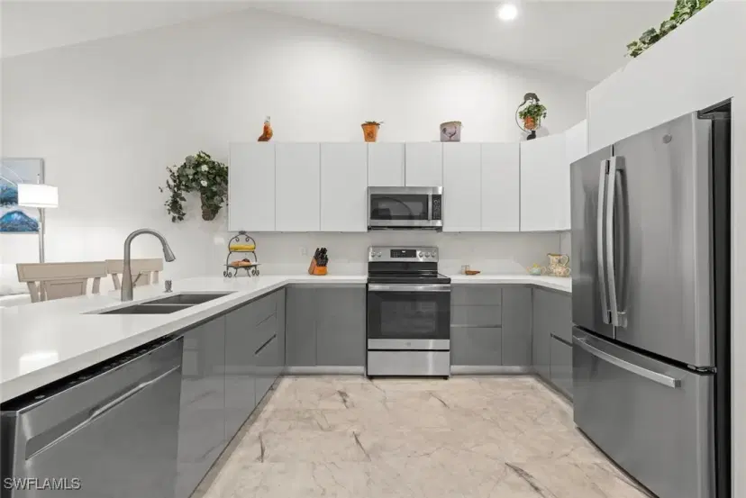 Picture of 973 Hingham Way T202, Naples FL 34104